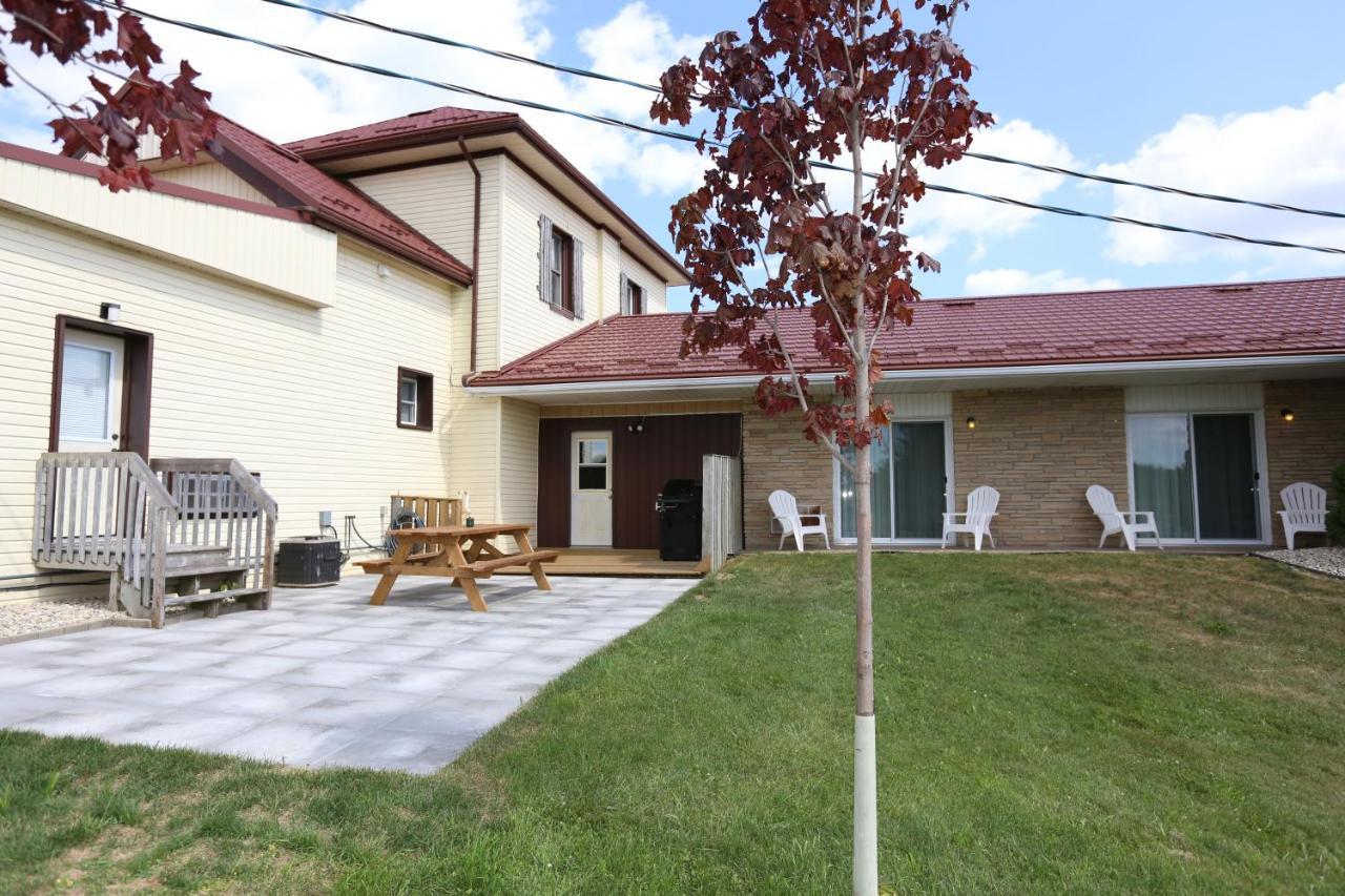 Country Inn Listowel Exterior photo